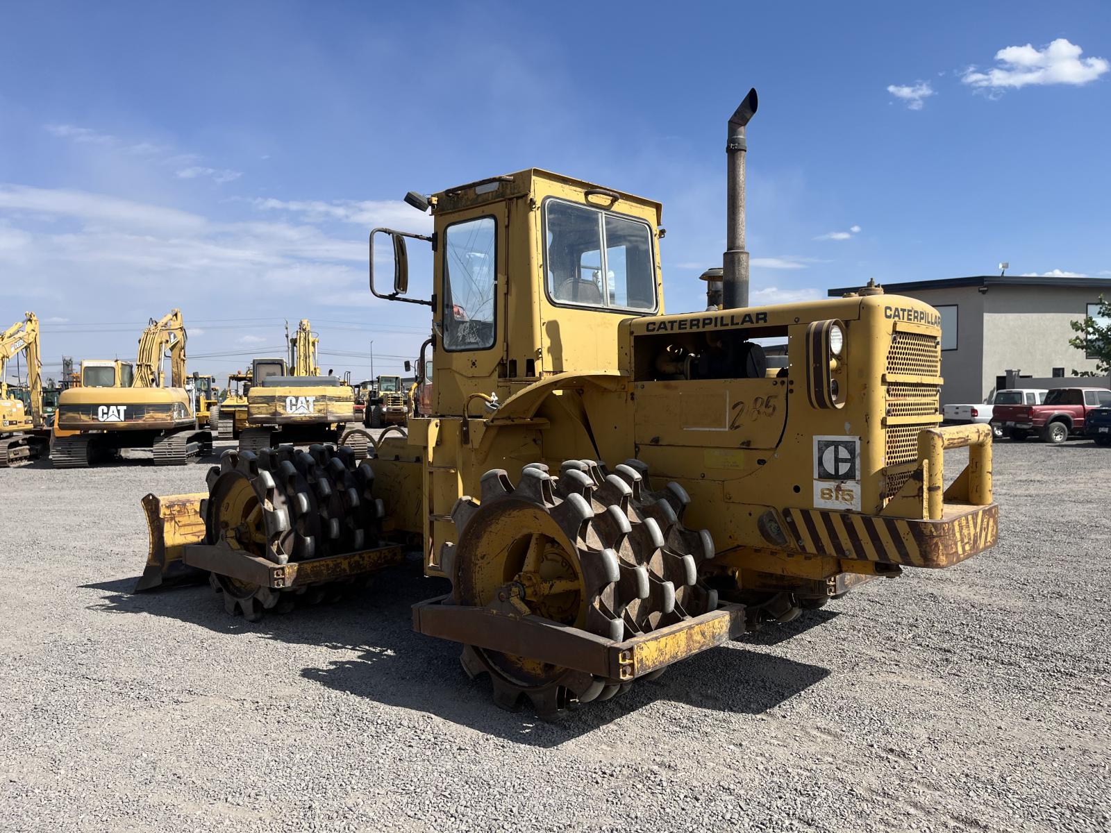 CATERPILLAR 815